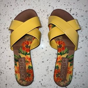 Women’s Beira Rio sandals from Brazil size 34 USA size 5